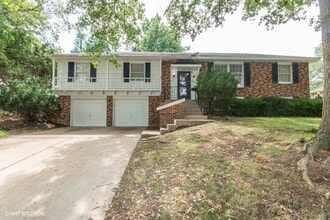 Building Photo - 4449 E 107th St