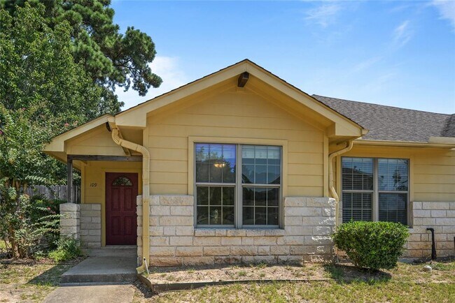 Building Photo - 111 Bolero Way