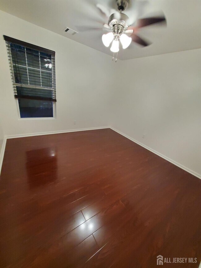 Foto del edificio - 748 New Durham Rd