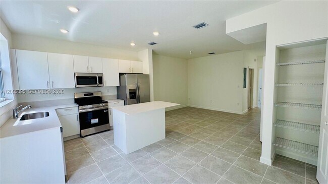 Foto del edificio - 2632 SE 27th Dr