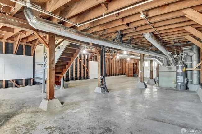 Building Photo - 1551 27th Ave