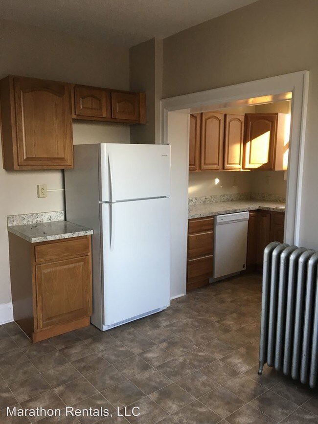 Building Photo - 3 br, 1 bath Apartment - 1531 Bridge Street