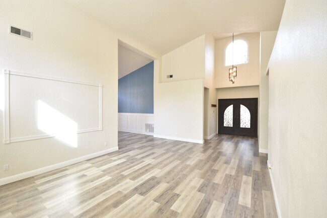 Foto del edificio - 428 Rockport Cir