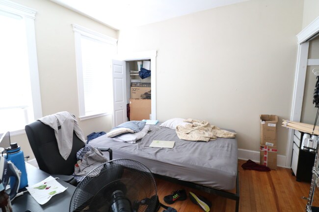 Foto del edificio - 141 Chiswick Rd