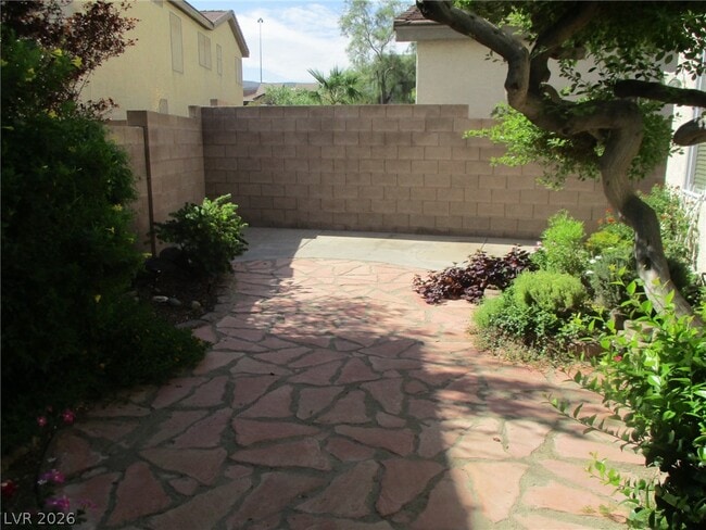 Building Photo - 64 Playa Del Coco Ct
