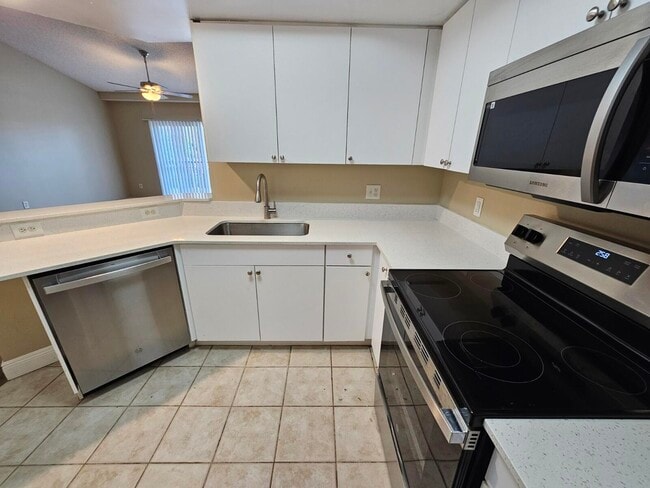 Foto del edificio - 4191 N Haverhill Rd