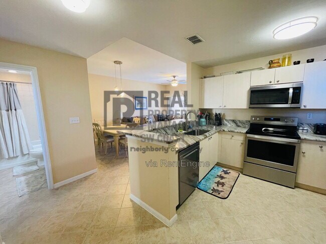 Foto del edificio - 15449 Bellamar Cir