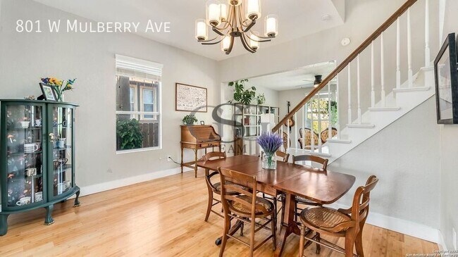 Foto del edificio - 801 W Mulberry Ave