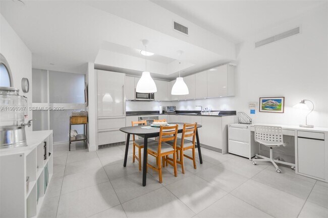 Foto del edificio - 1010 Brickell Ave