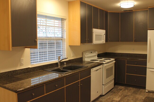 Foto del edificio - 2831 32nd St
