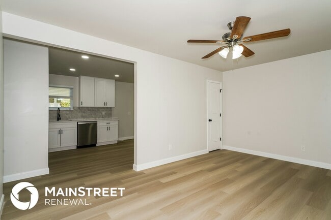 Foto del edificio - 623 Riverside Dr