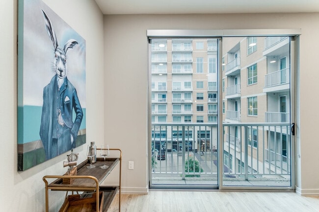 Foto del edificio - 3700 McKinney Ave