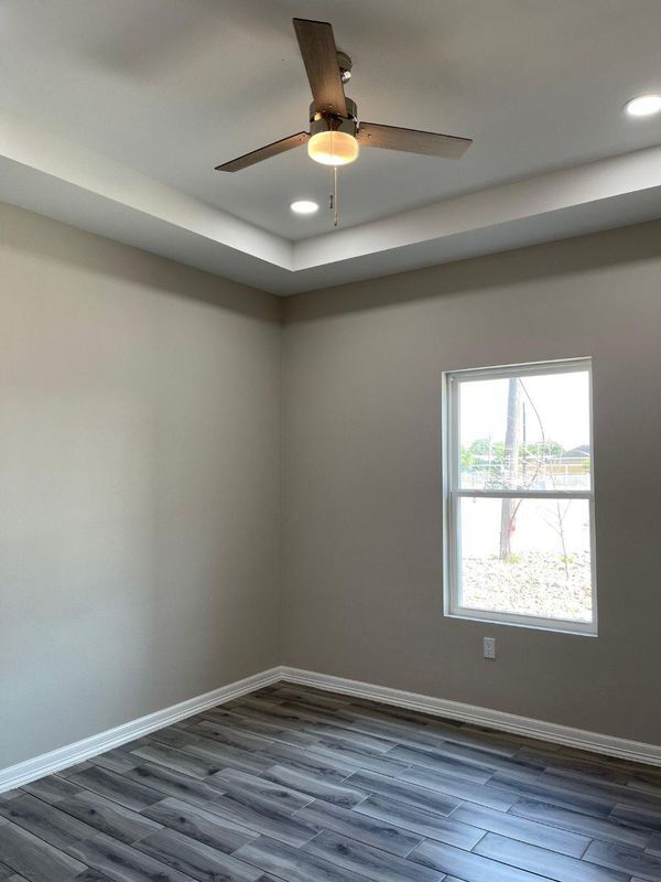 Foto del edificio - 424 3 1/2 Street