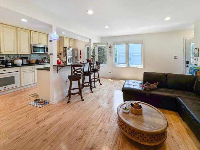 Foto del edificio - 204 Inverrary Ln