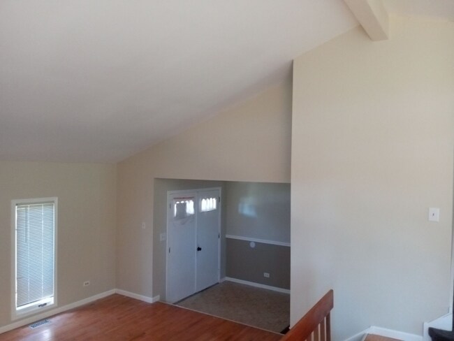 Building Photo - 3679 Ronald Rd