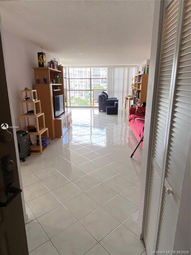 Foto del edificio - 600 Parkview Dr