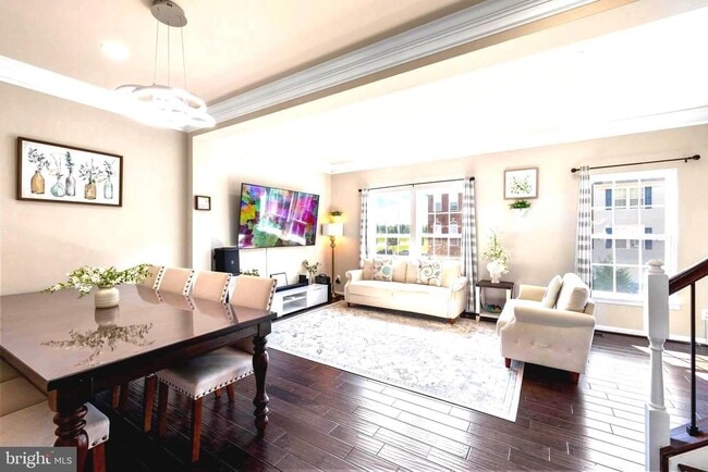Foto del edificio - 25427 Elm Terrace