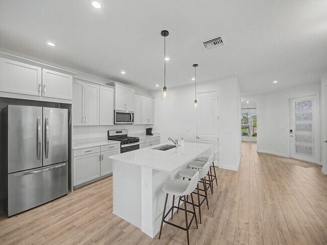 Foto del edificio - 9140 Remy Ln