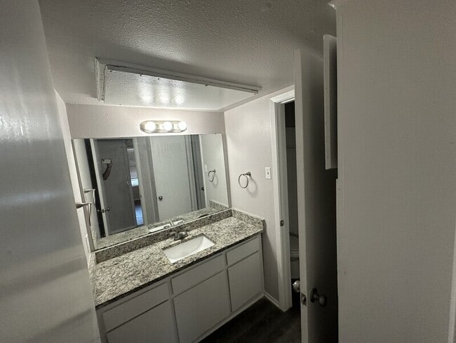 Building Photo - 6140 Vega Dr