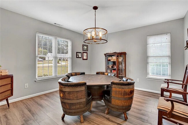 Foto del edificio - 4 Bedroom 2.5 Bathrooms