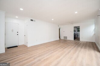 Building Photo - 120 Alden Ave NW