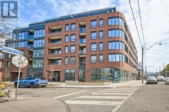 Building Photo - 5 Lakeview Ave