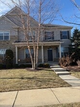 Building Photo - 1998 Shermer Rd