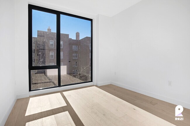 Building Photo - 148-37 88th Ave
