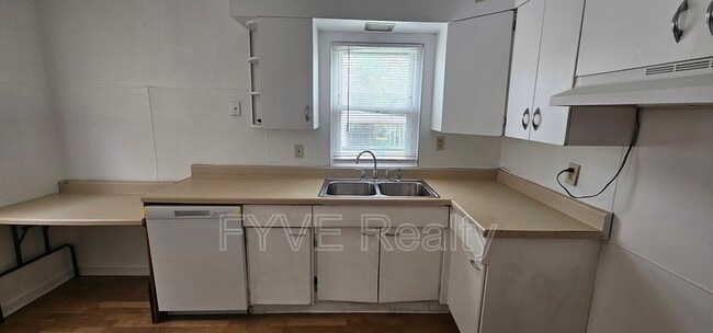 Building Photo - 21314 Clare Ave
