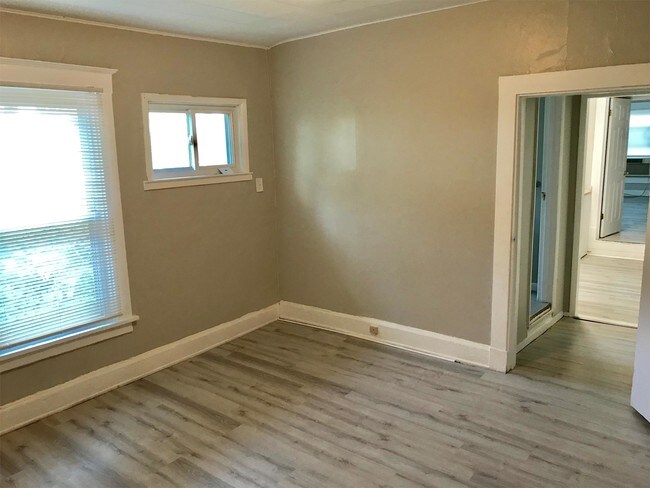 Foto del edificio - 5848 Montgomery Rd