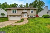 Primary Photo - 3 bed 2 bath Chancellor Hills Home
