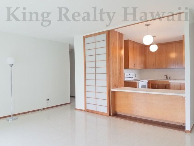 Foto del edificio - **OASIS in HONOLULU* Queen Emma Gardens *VERY CLEAN 2 br / 1 ba