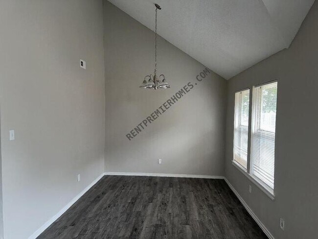 Foto del edificio - 4307 Scardale Ln. Dallas, TX 75227