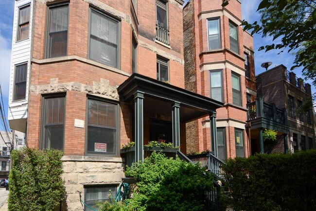 Foto del edificio - 3614 N Bosworth Ave