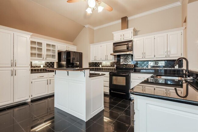 Foto del edificio - 16904 Gladstone Cir