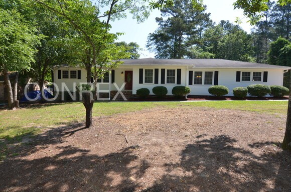 Building Photo - 720 Oriole St