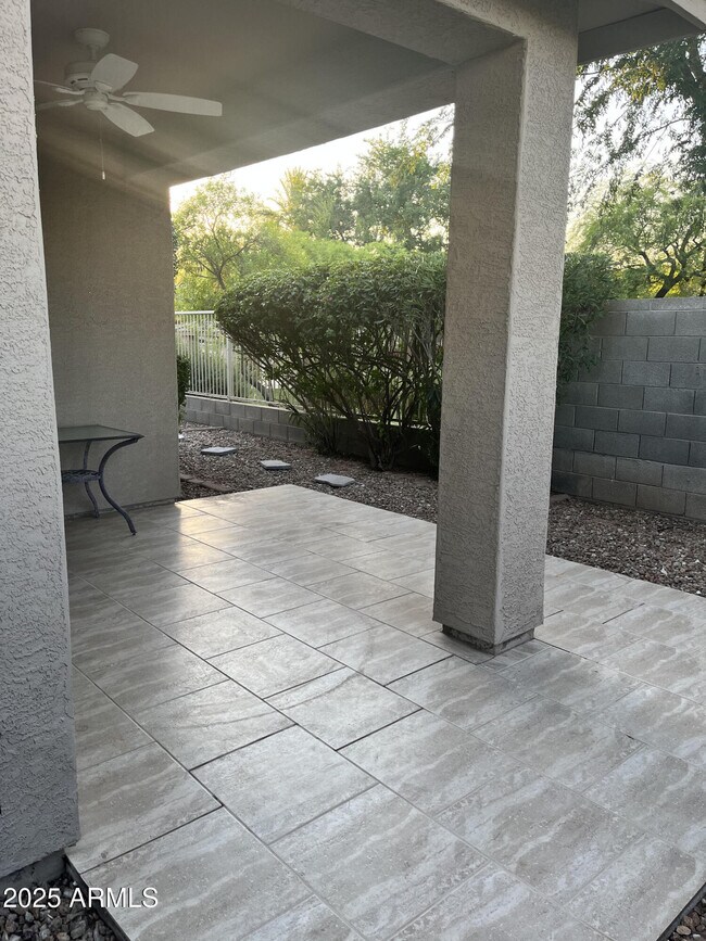 Foto del edificio - 7052 E Kessler Ave