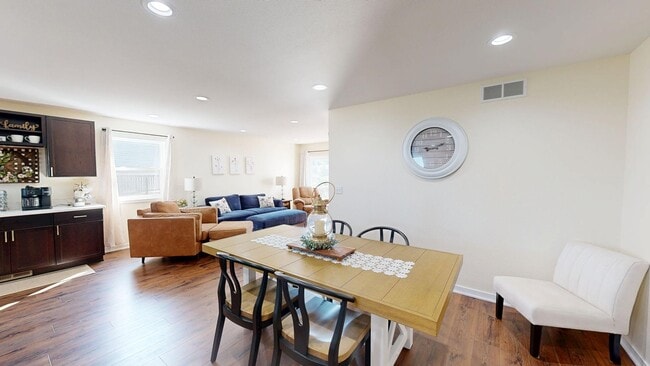 Building Photo - 2 bedroom Twin Home for Rent