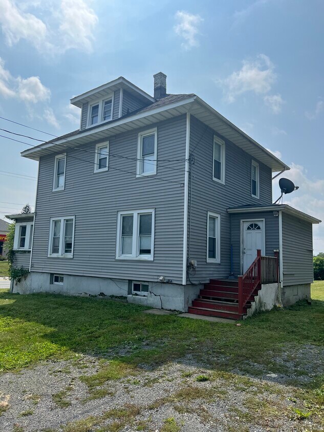 Foto del edificio - 2045 NY-208