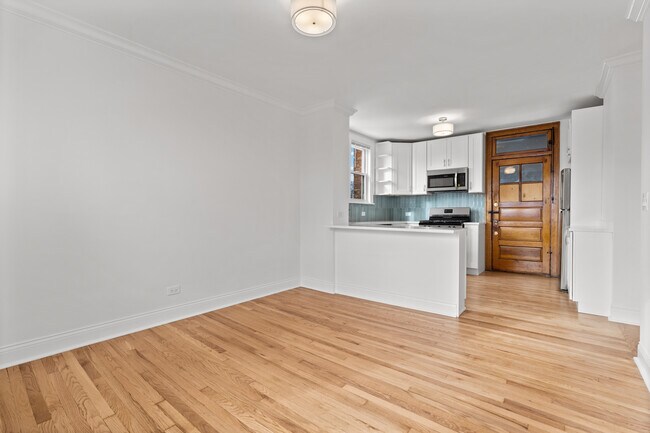 Foto del edificio - 5408 W George St