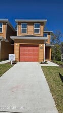 Building Photo - 6819 Lake Mist Ln