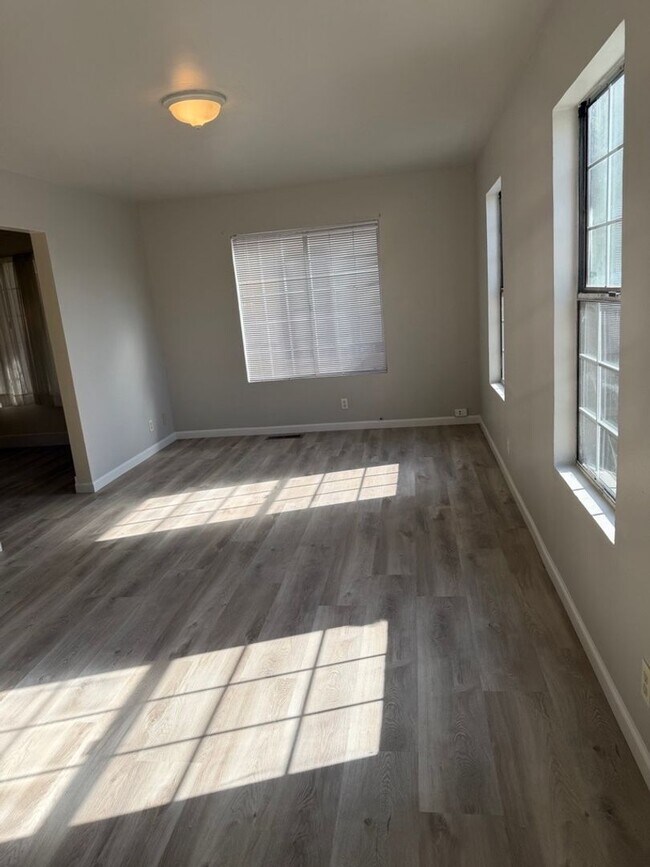 Foto del edificio - 2712-2716 Adeline St, Unit A and B