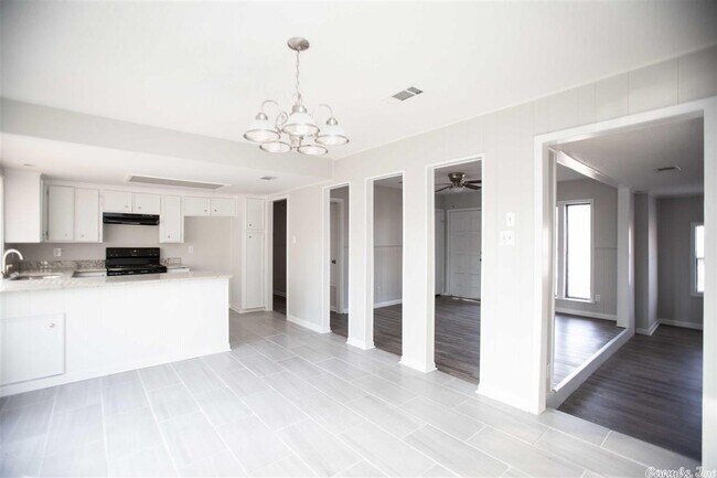 Foto del edificio - 304 Timberline Dr