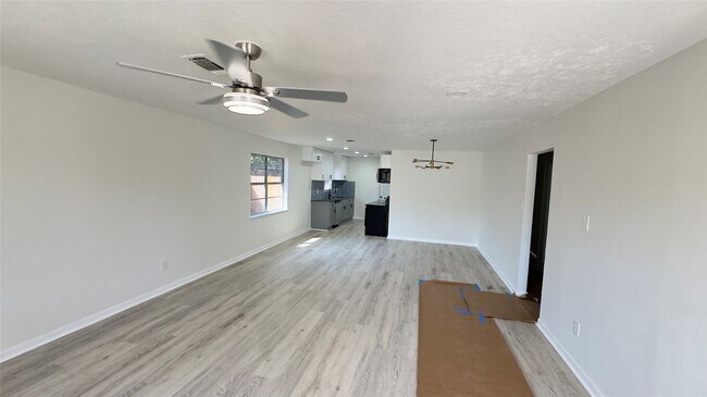 Foto del edificio - 829 Canfield St