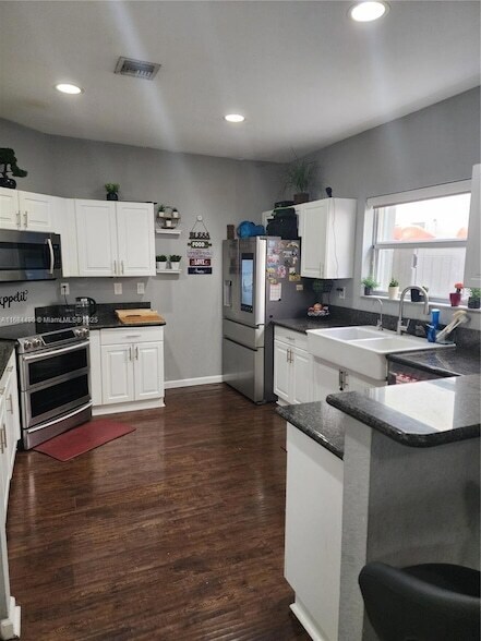 Foto del edificio - 229 NE 36th Terrace