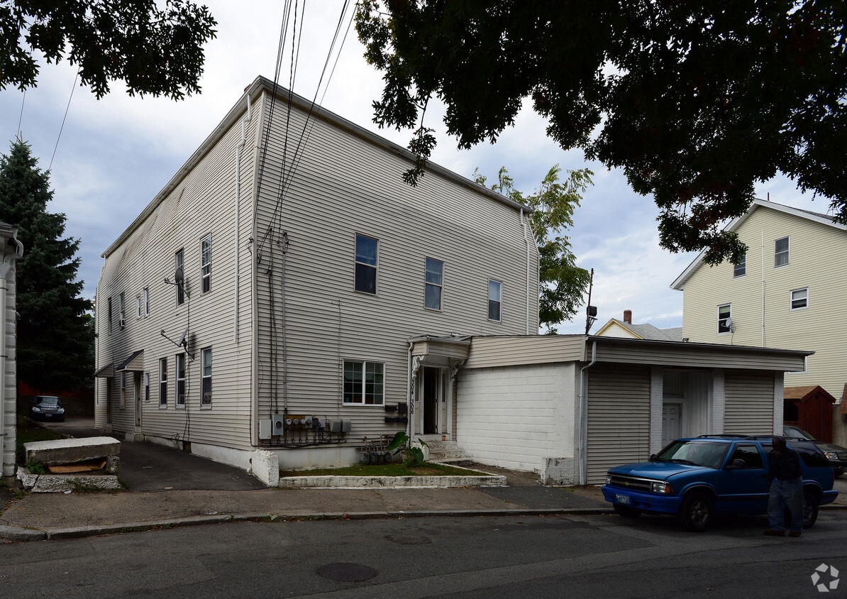 304 Veazie St, Providence, RI 02904 Apartments in Providence, RI