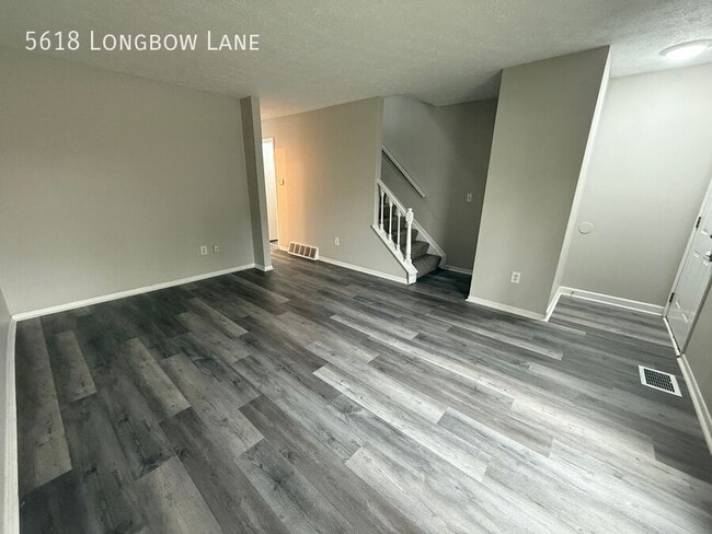Building Photo - 5618 Longbow Ln