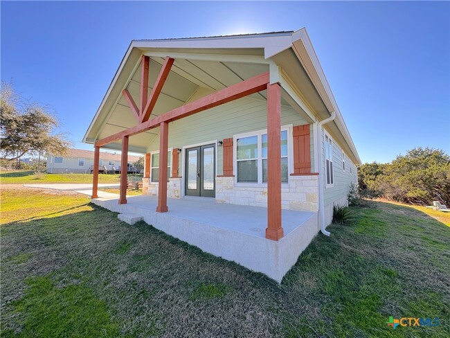 Building Photo - 925 Scenic Hills Dr