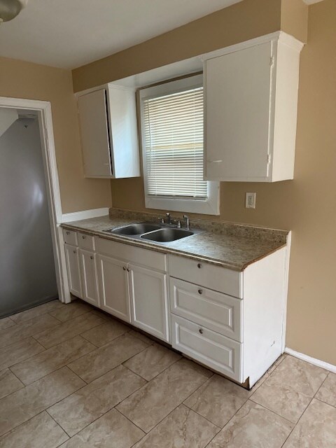 Building Photo - 18488 Waltham St