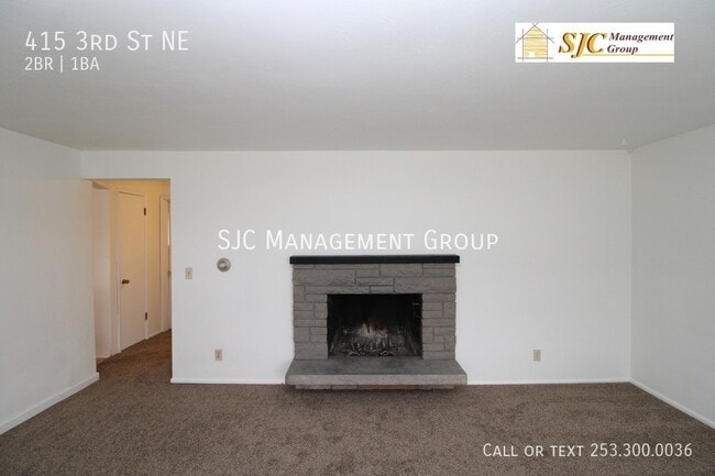 Building Photo - 415 3rd St NE